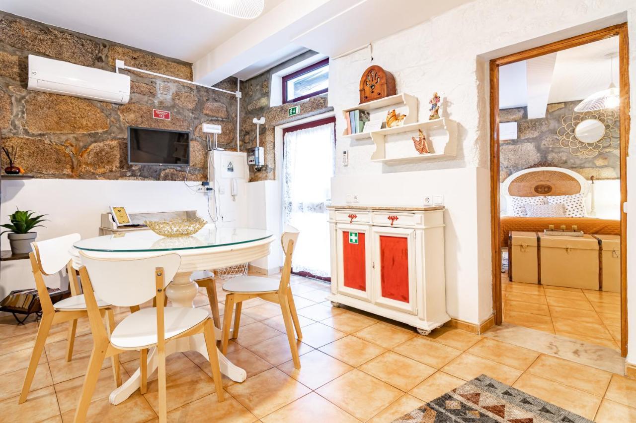 Appartamento Red House 2- With Terrace Oporto